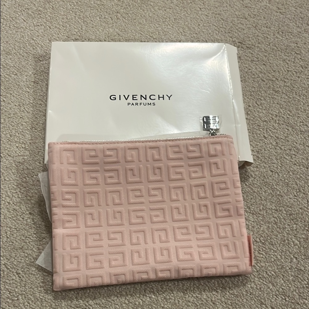 Givenchy Pink Embossed Pouch Brand new bag in box! Cosmetics bag Free gifts GWP
